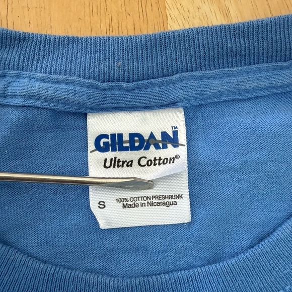 Taylor Swift 2009 Fearless Tour T-Shirt Size Small  Double-Sided Bubbles - Picture 9 of 16